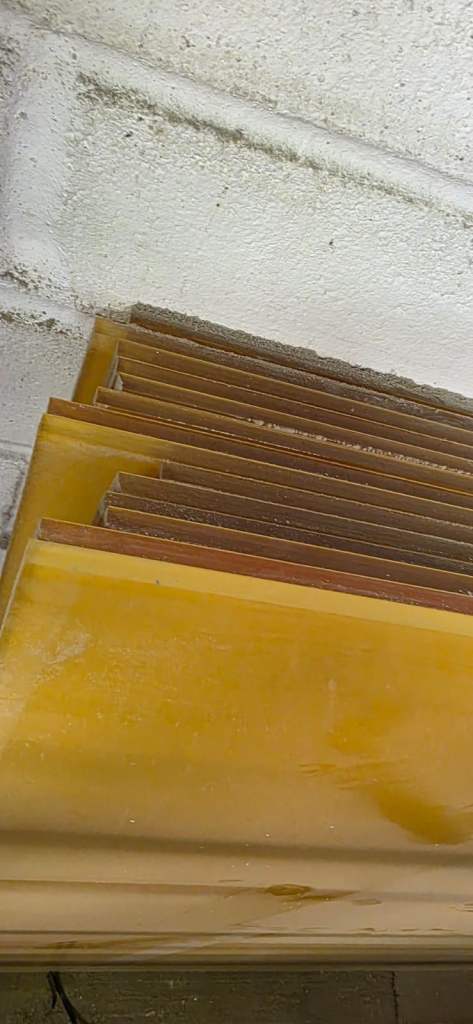 Yellow lacobel