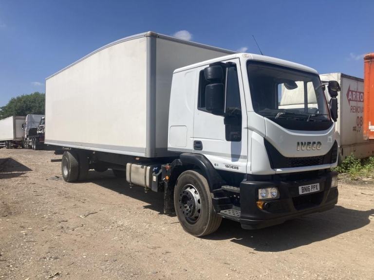 2016 (16) IVECO EUROCARGO 6.7 180E25S manual