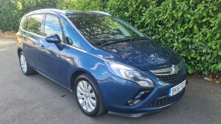 Vauxhall Zafira TourerTech Line 2016 1.6 CDTi ecoFLEX Tech Line MPV 5dr Diesel Manual Euro 6 (s/s)