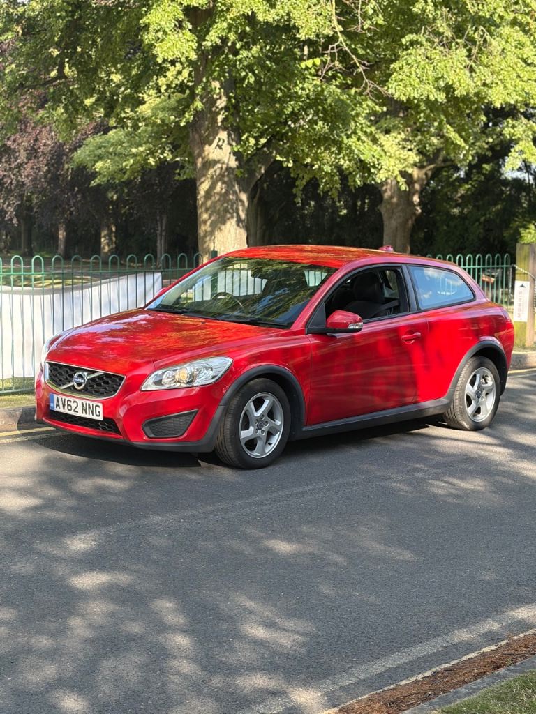 Volvo, C30, Hatchback, 2012, Manual, 1999 (cc), 3 doors