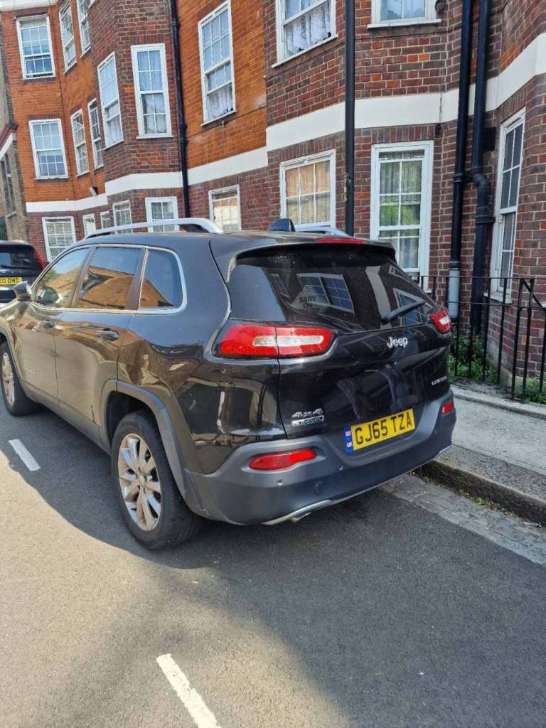 Jeep, CHEROKEE, Estate, 2015, Manual, 1956 (cc), 5 doors