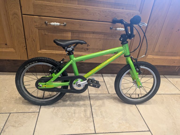 Isla Cnoc 14 kids bike 