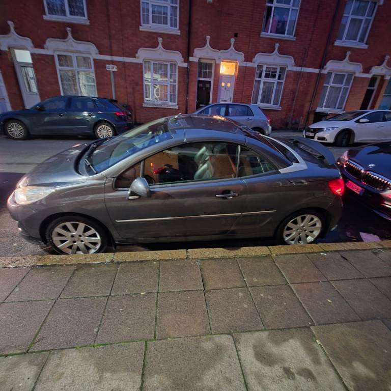 Peugeot, 207, GT, Convertible, 2013, Manual, 1560 (cc), 2 doors