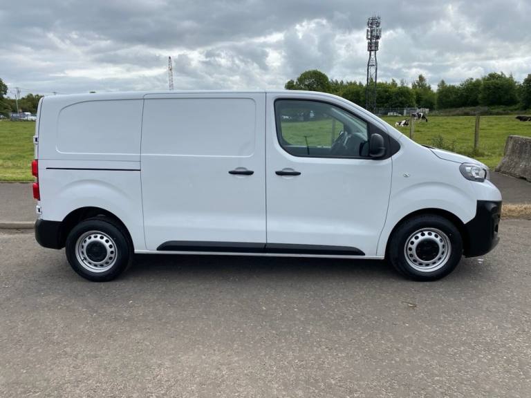 2023 73 PEUGEOT EXPERT 1.5 BLUEHDI 1000 PROFESSIONAL PREMIUM + NAV STANDARD 6DR 