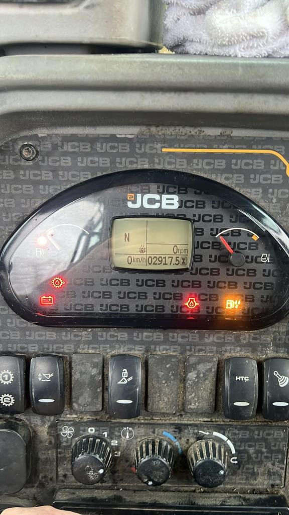 JCB 3CX BACKHOE LOADER. 4 WHEEL STEER. QUICK HITCH.