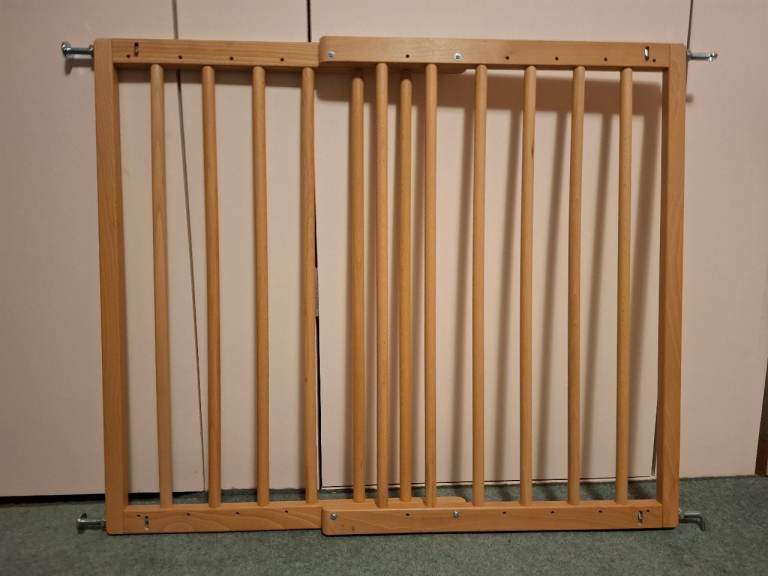 image for Stairgate - Argos Cuggle Natural Wooden Extending Safety Gate