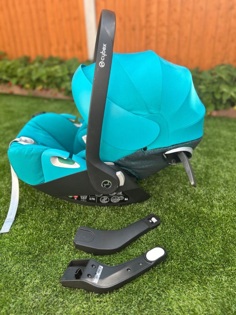 Cybex Cloud Z Mountain Blue Car Seat Include Buggy Adaptors