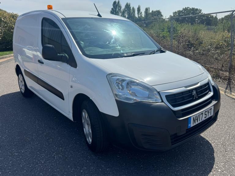 2017 Peugeot Partner 850 1.6 BlueHDi 100 Professional Van [non SS] PANEL VAN Diesel Manual