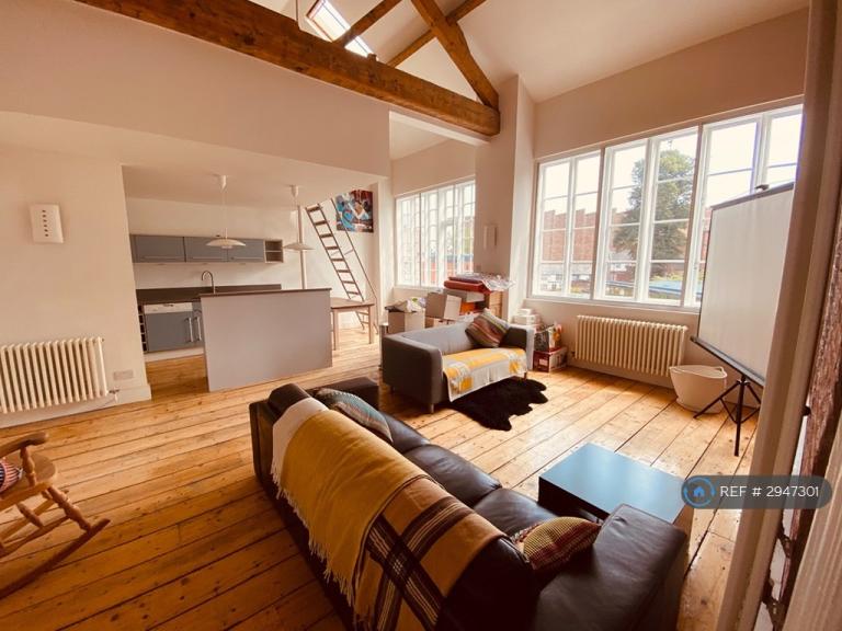 2 bedroom flat in The Ribbon Factory, Coventry, CV1 (2 bed) (#2947301)
