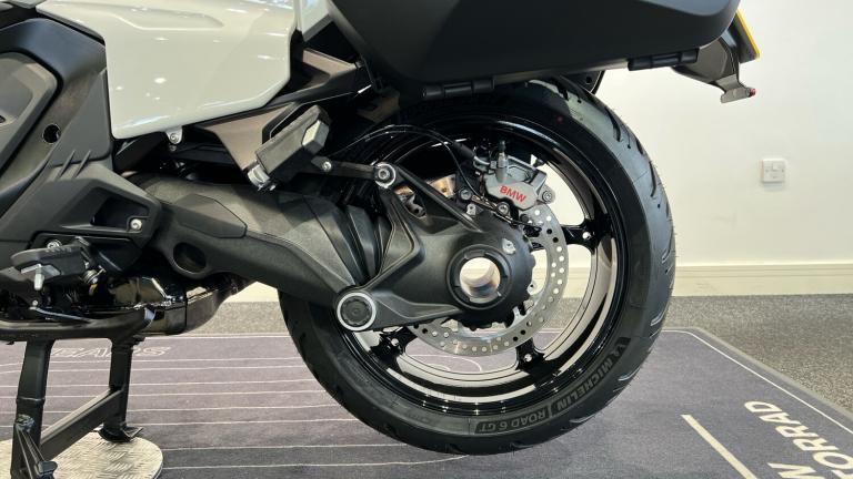 2025 BMW R1300 BMW R1300 RT LE ASA (25MY) TOURER Petrol Manual