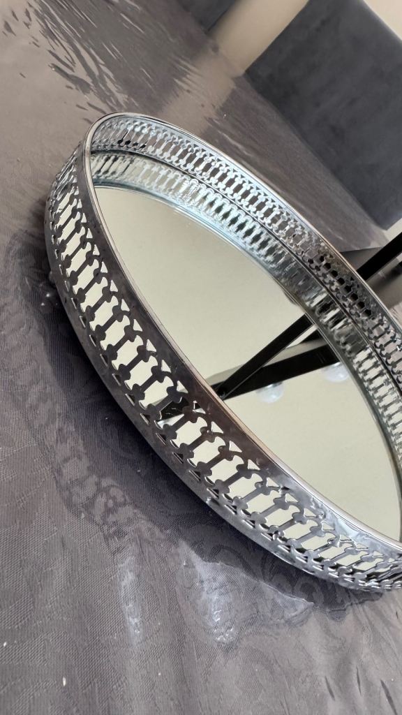 Mirror tray