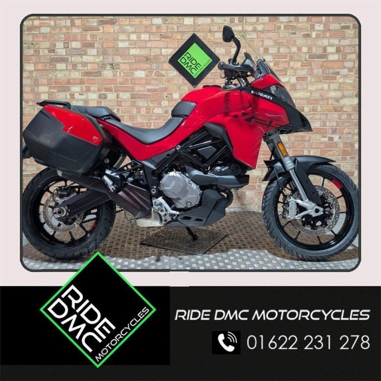 DUCATI MULTISTRADA V2S 8K MILES. PANNIERS. FSH. TOP SPEC S MODEL.LOVELY BIKE