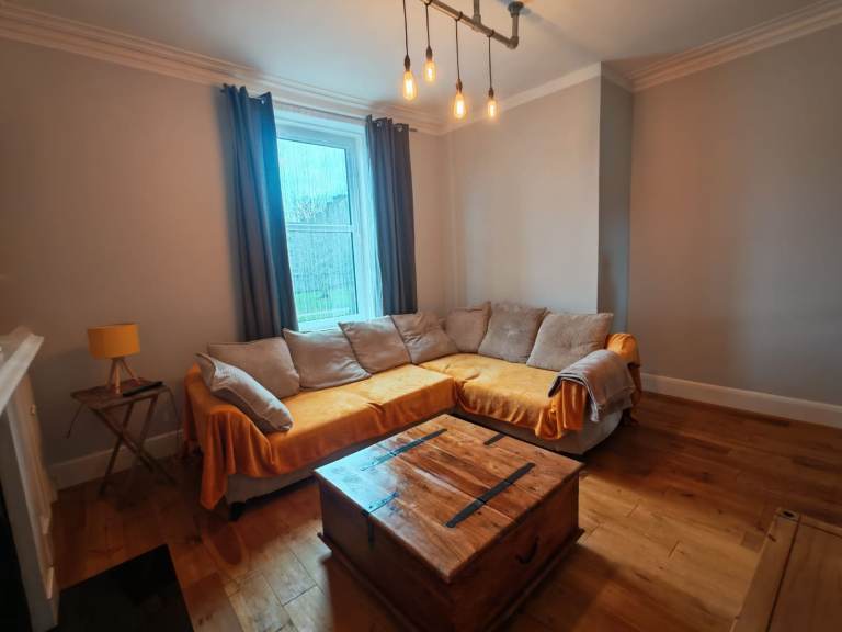 1 bedroom quality flat, AB24