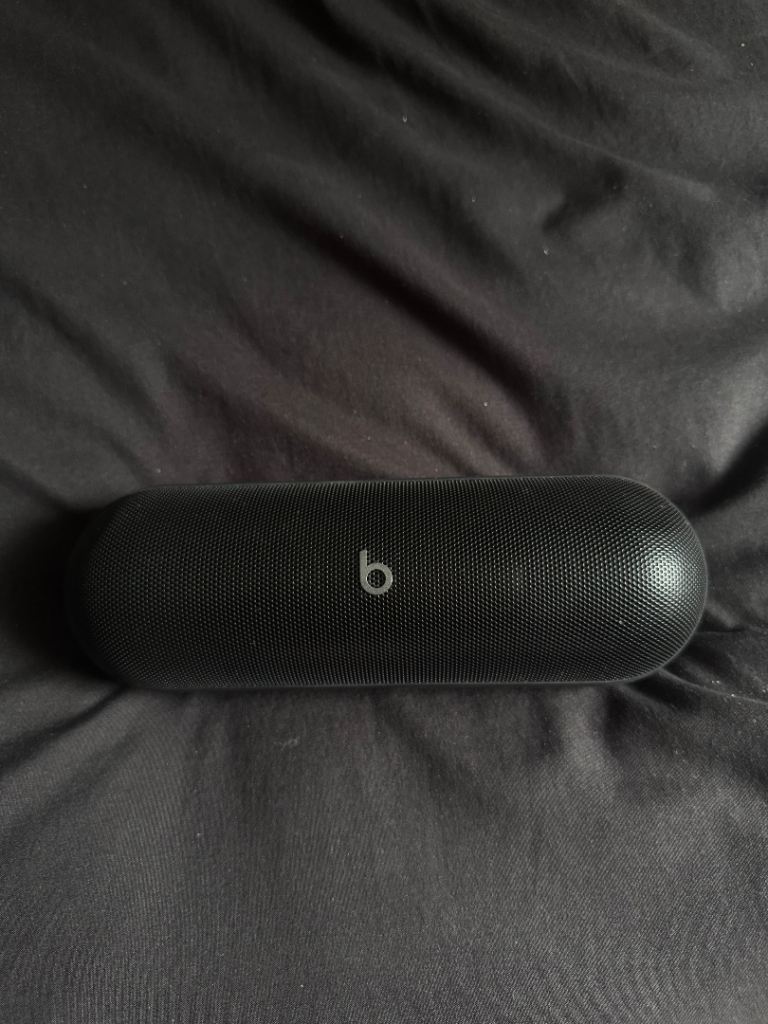 Beats Pill Black