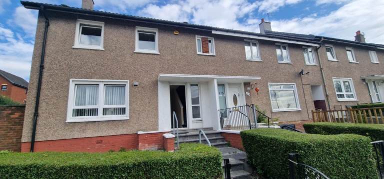 173 Langbar Crescent, Garrowhill Glasgow G33 4LN