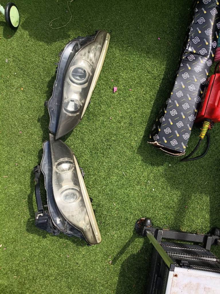 BMW E60/E61 projector headlights 