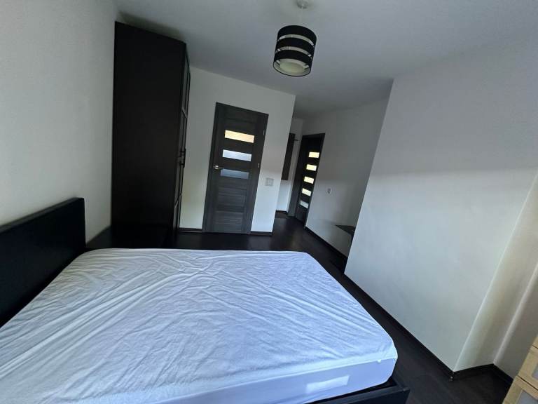 En suite room for rent in private house 
