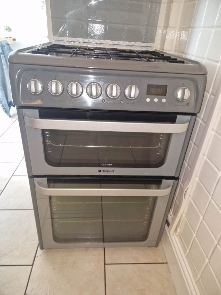 Hotpoint combi free standing cooker