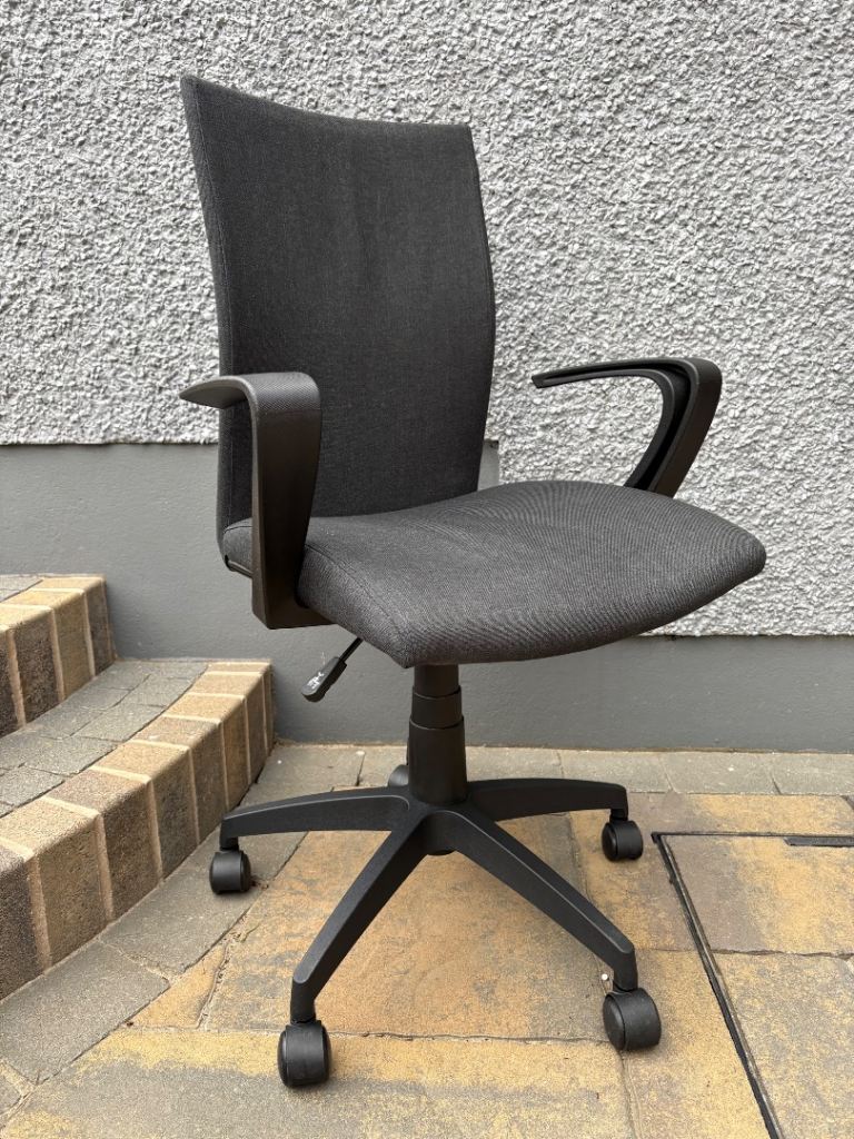 Teknik Office Stylish Work/Student Chair in Black Fabric (Black)