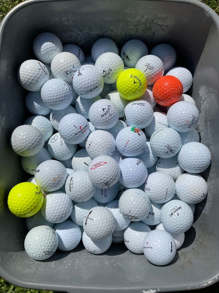 Bag of 30 golf balls