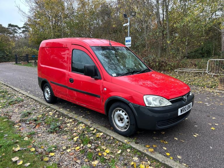 VAUXHALL COMBO 1.3 CDTI 2010 1 OWNER ROYAL MAIL WITH FSH LONG MOT DRIVES WELL NO VAT