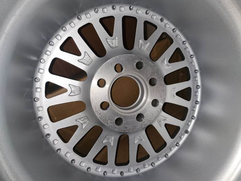 4 JR Wheels JR10 15x7 ET30 4x100>98/108 Silver Machined Face