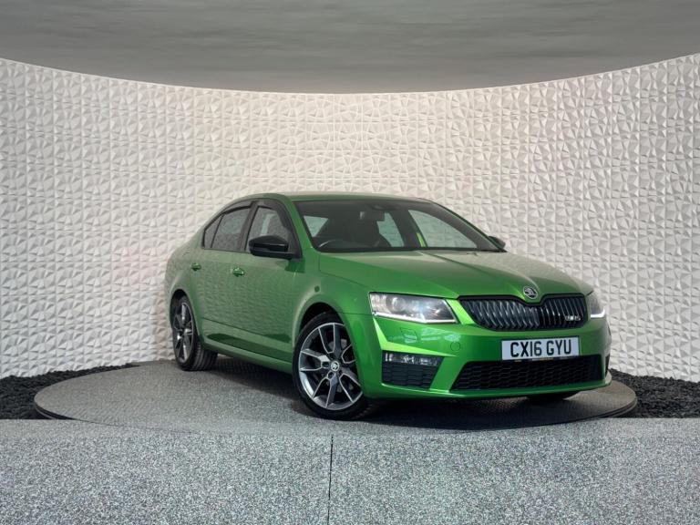 2016 Skoda Octavia 2.0 TDI vRS Euro 6 (s/s) 5dr (SNav) HATCHBACK Diesel Manual
