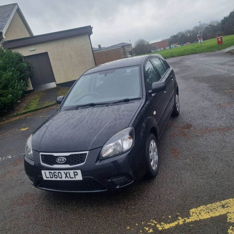 Kia  roi petrol engine low insurance group full years mot 