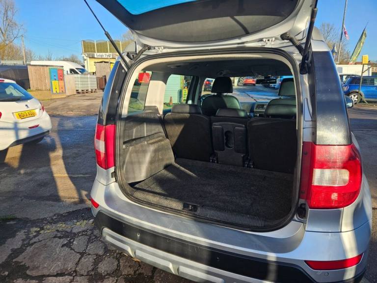 2013 Skoda Yeti 2.0 TDI CR Elegance 5dr HATCHBACK DIESEL Manual