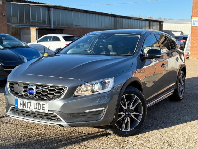 2017 Volvo V60 Cross Country 2.4 D4 Lux Nav Auto AWD Euro 6 (s/s) 5dr ESTATE Diesel Automatic