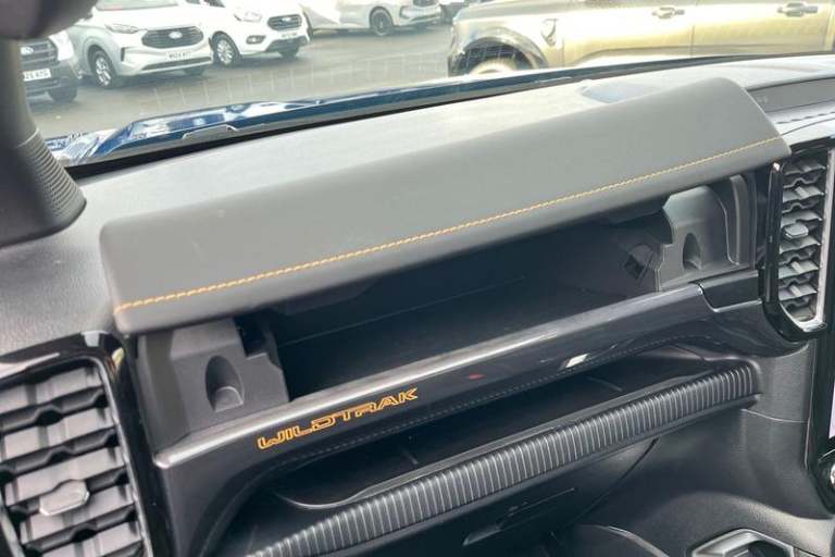 2025 Ford Ranger Wildtrak AUTO 2.0 EcoBlue 205ps 4x4 Double Cab Pick Up SATELLITE NAVIGATION Pick...