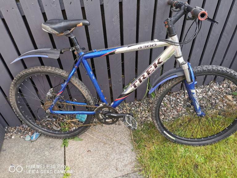 TREK 4300 ALFA HARDTAIL MOUNTAIN BIKE 