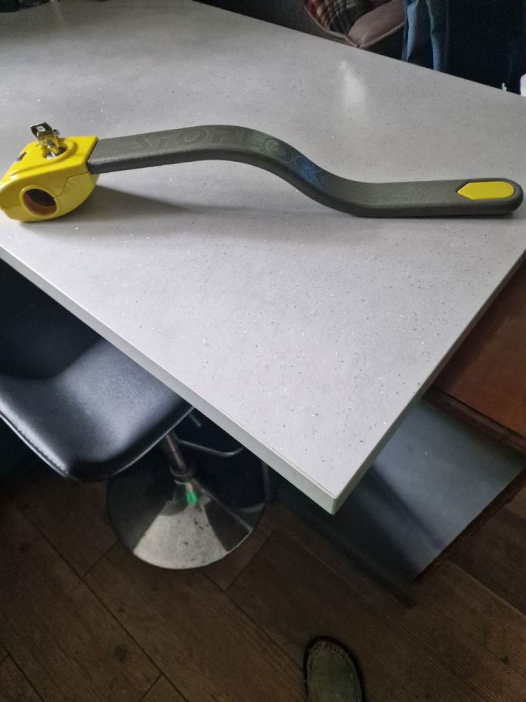 Car  steering lock 