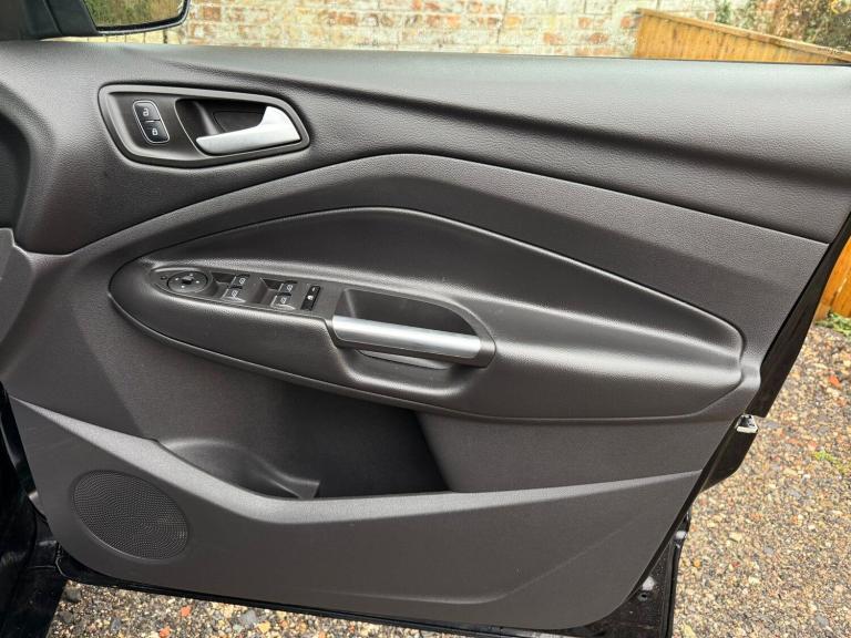 2019 Ford Kuga 1.5T EcoBoost ST-Line Euro 6 (s/s) 5dr HATCHBACK Petrol Manual