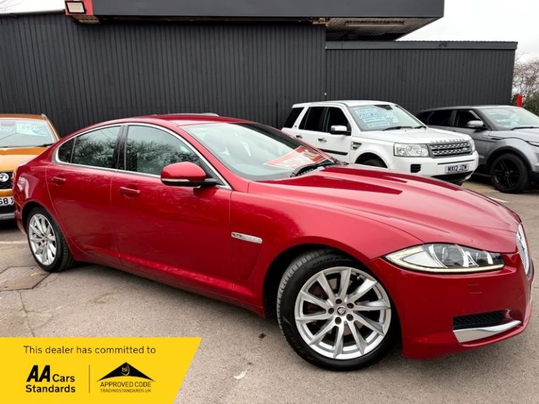Jaguar XF D V6 PREMIUM LUXURY-AUTO, FULL SERVICE HISTORY, CAMBELT CHANGED 63163