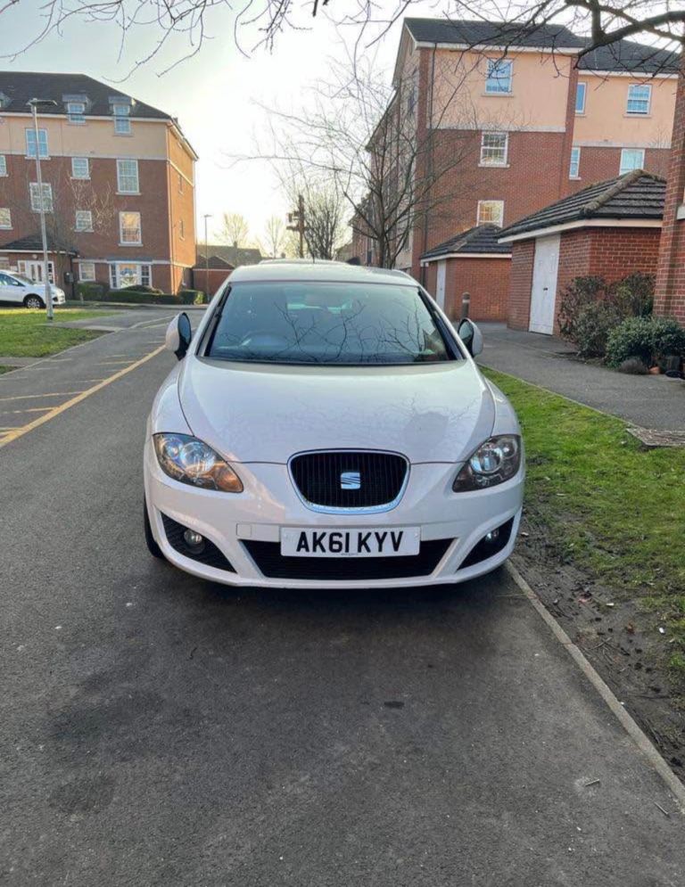 Seat, LEON, Hatchback, 2011, Semi-Auto, 1598 (cc), 5 doors