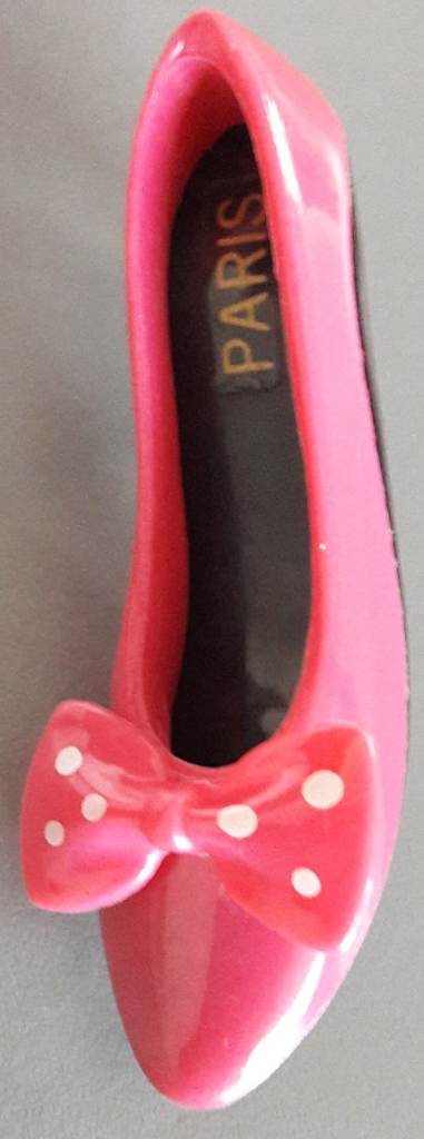 Brooch / badge pink left high-heel shoe with spotty bow – post or collect
