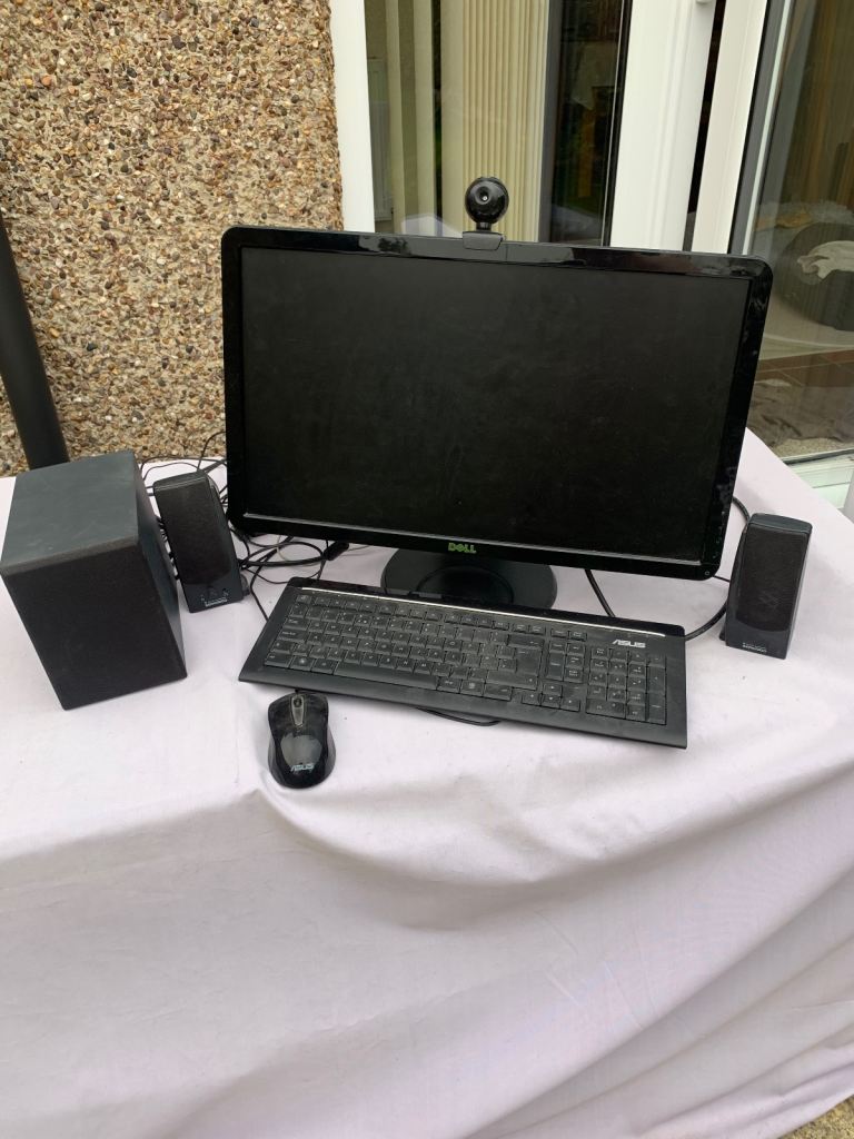 Computer screen and accessories