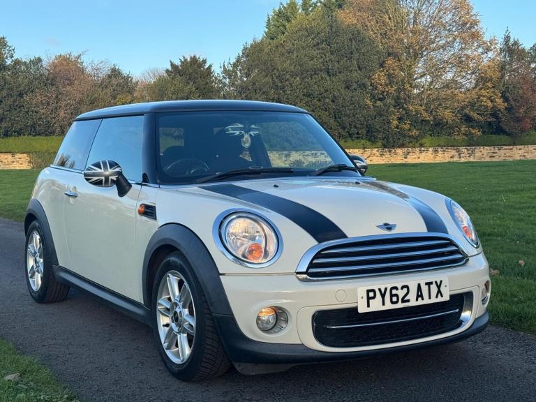 2012 MINI Hatch 1.6 Cooper D 3dr HATCHBACK DIESEL Manual