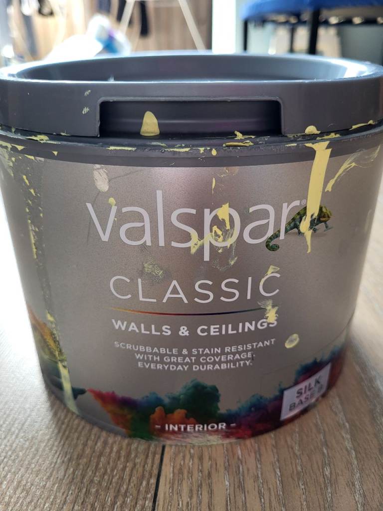 Valspar classic walls and ceilings yellow silk base b 1 liter