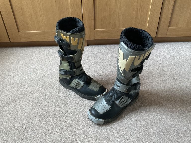 Wulfsport Kids Motocross Boots Size UK3 EU36 MX Youth OffRoad Quad Dirtbike Revvi Pitbike Pw50 Honda