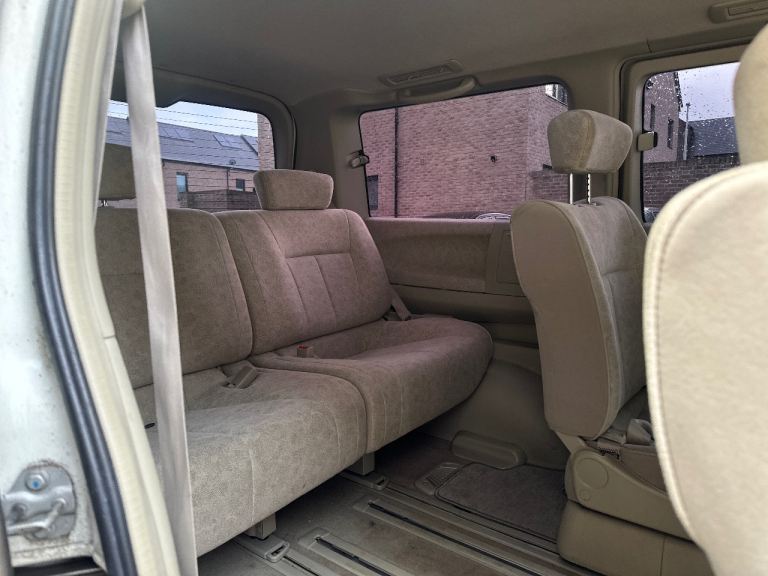 2004 Nissan Elgrand 8 Seater 3.5L Petrol