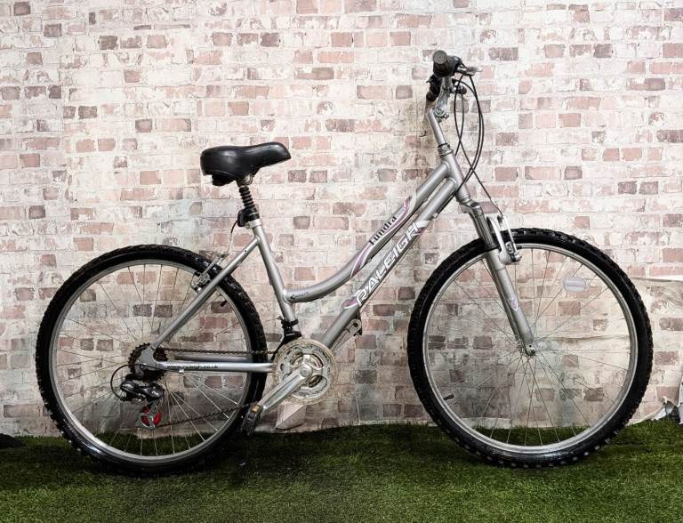 Raleigh Tundra Mountain Bike Bicycle  Good Condition  Fully Working 