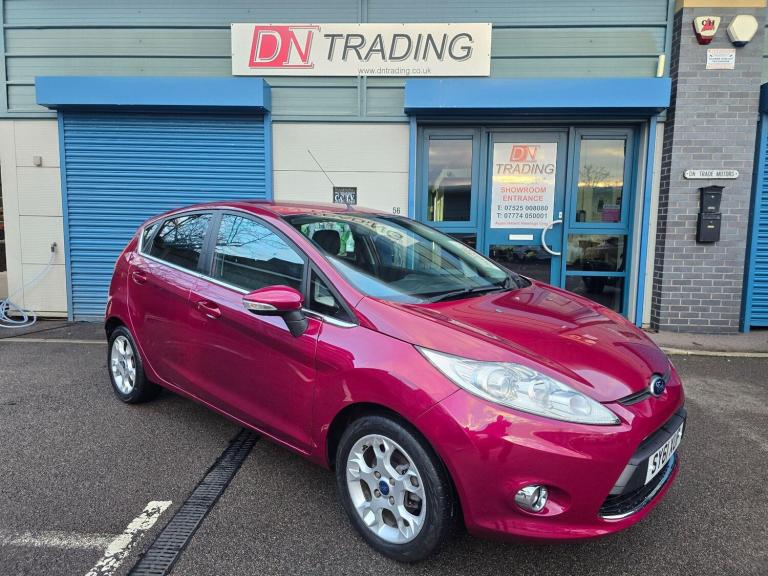 2011 Ford Fiesta 1.4 Zetec 5dr HATCHBACK Petrol Automatic