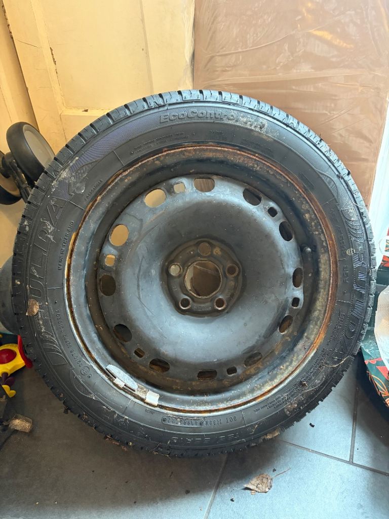 Spare wheel for 2010 Skoda Fabia estate.