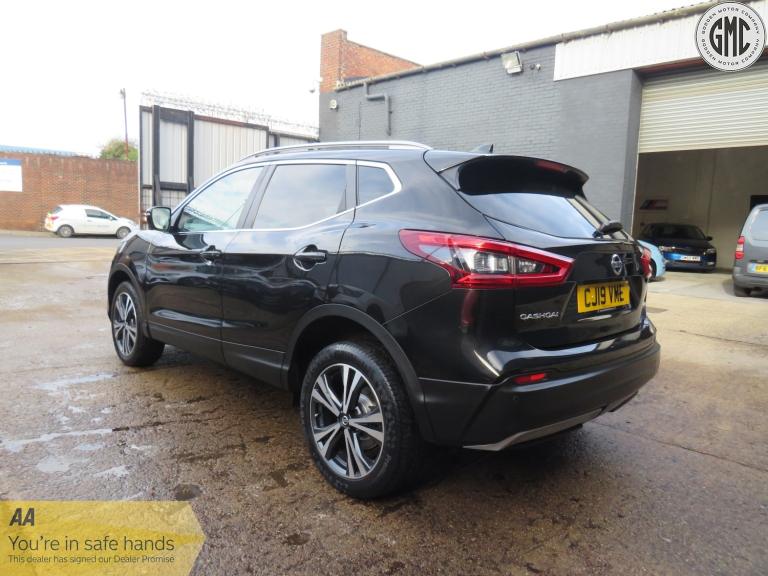 NISSAN QASHQAI 1.5 dCi N-Connecta Full Service History, Satnav 2019