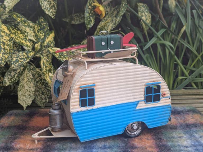 Tin plate caravan