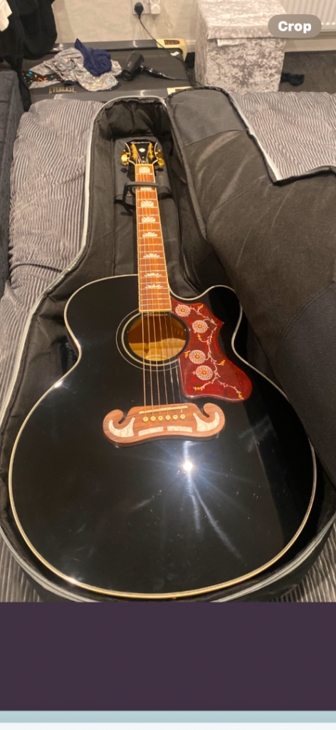 Epiphone ej200 jumbo semi acoustic with kit bag