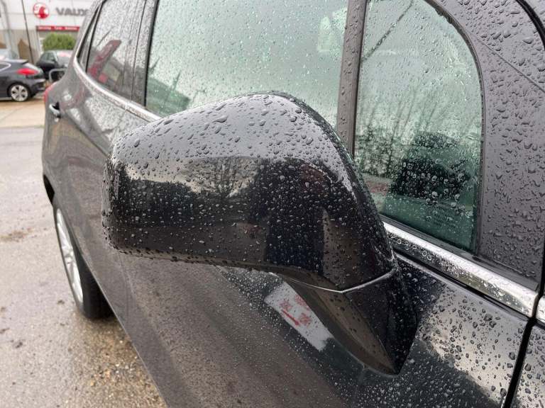 2016 Vauxhall Mokka 1.6i SE 5dr HATCHBACK PETROL Manual