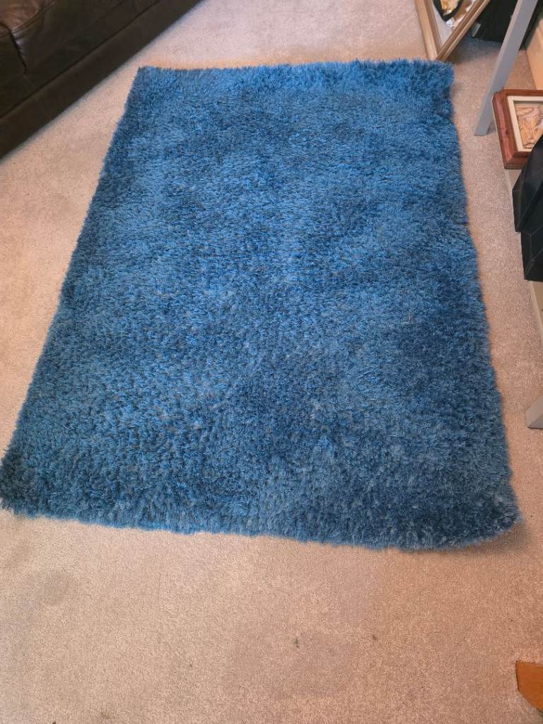 Large green rug 